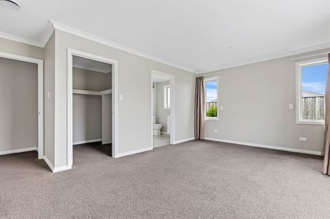 Photo of property in 73 Kippenberger Avenue, Rangiora, 7400