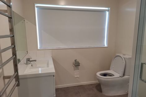 Photo of property in Miramar Villas, 3u5 Byron Street, Miramar, Wellington, 6022