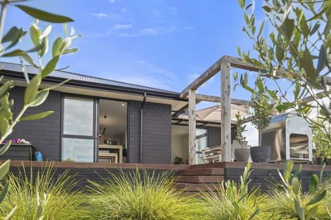 Photo of property in 6 Pataki Place, Omokoroa, 3114