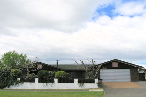 Photo of property in 53 Hinekura Avenue, Taupo, 3330