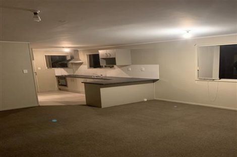 Photo of property in 3/152 Lincoln Road, Henderson, Auckland, 0610