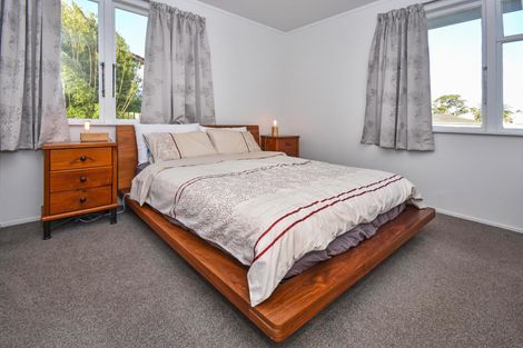Photo of property in 12 Crampton Place, Manurewa, Auckland, 2102
