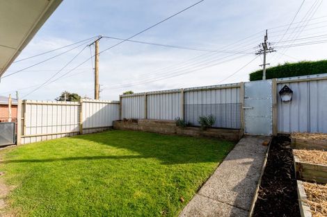 Photo of property in 29 Glendevon Place, Vauxhall, Dunedin, 9013