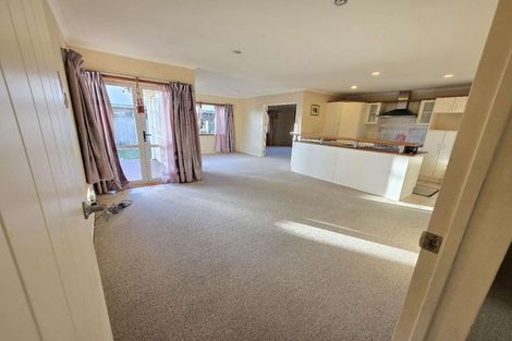 Photo of property in 134 Gracechurch Drive, Flat Bush, Auckland, 2016