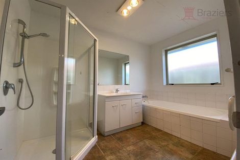 Photo of property in 15a Centennial Avenue, Riccarton, Christchurch, 8041