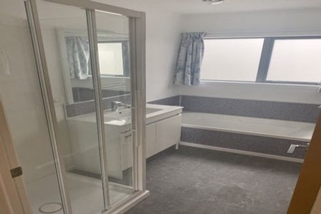 Photo of property in 172 Molesworth Street, New Plymouth, 4312