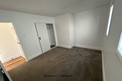 Photo of property in 10a Oriental Terrace, Mount Victoria, Wellington, 6011