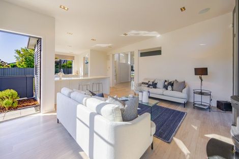 Photo of property in 80 Kent Terrace, Taradale, Napier, 4112