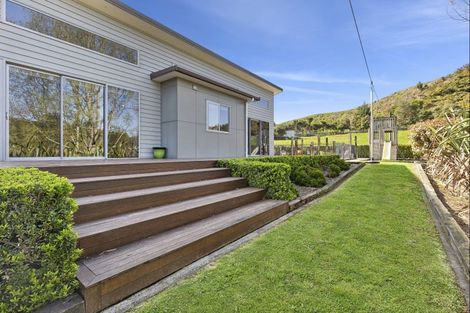 Photo of property in 881b Old Mountain Road, Waitetuna, Raglan, 3295