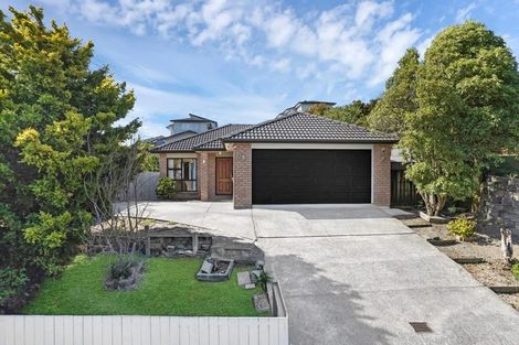 Photo of property in 22 Keri Vista Rise, Papakura, 2110
