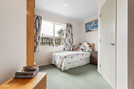 Photo of property in 10 Massey Place, Masterton, 5810