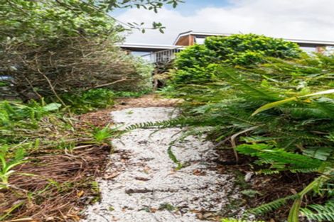 Photo of property in 3 Lea Place, Stanmore Bay, Whangaparaoa, 0932