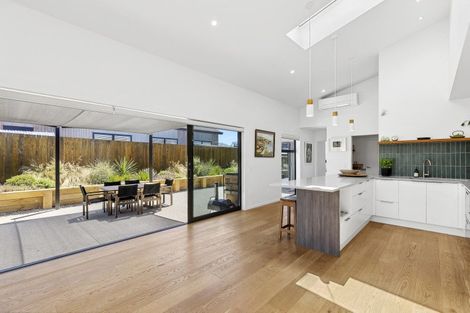 Photo of property in 14 Pounamu Avenue, Albert Town, Wanaka, 9305