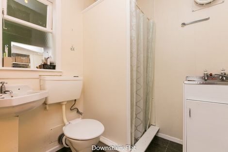 Photo of property in 21 Thorby Street, Northland, Wellington, 6012
