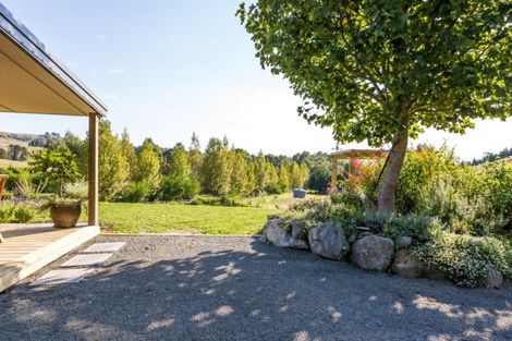 Photo of property in 1/142 Mapara Road, Acacia Bay, Taupo, 3385