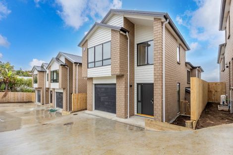 Photo of property in 13a Tenbless Court, Unsworth Heights, Auckland, 0632