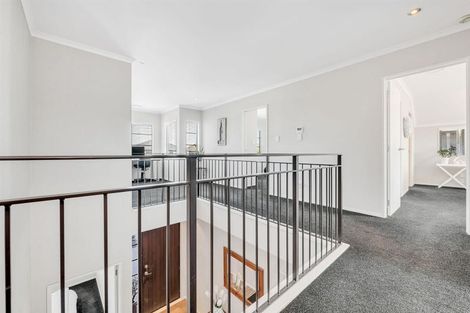 Photo of property in 14 Heidi Crescent, Flat Bush, Auckland, 2016