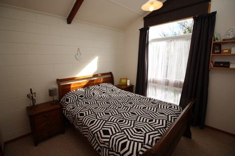 Photo of property in 12 Totara Street, Marton, 4710
