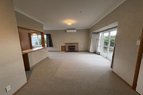 Photo of property in 17 Howard Road, Taradale, Napier, 4112