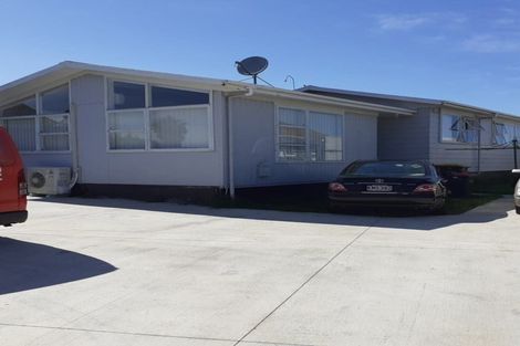 Photo of property in 59 Calthorp Close, Favona, Auckland, 2024