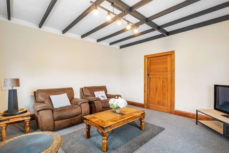 Photo of property in 8 Chelwood Street, Takaro, Palmerston North, 4412