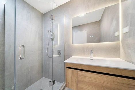 Photo of property in 4b Templeton Place, Clendon Park, Auckland, 2103