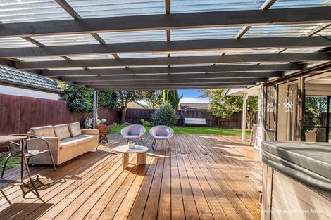 Photo of property in 64 Karnak Crescent, Russley, Christchurch, 8042