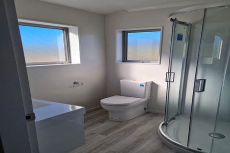 Photo of property in 141 Amesbury Drive, Churton Park, Wellington, 6037