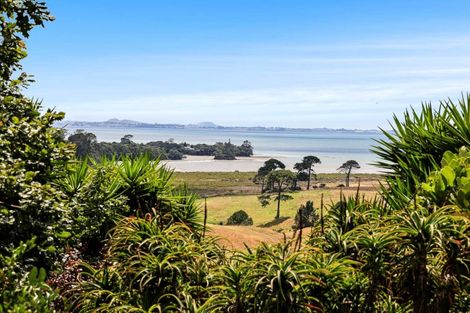 Photo of property in 303 Pollok Wharf Road, Pollok, Waiuku, 2684