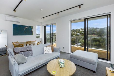 Photo of property in 69u3 Tiketike Way, Brooklyn, Wellington, 6021