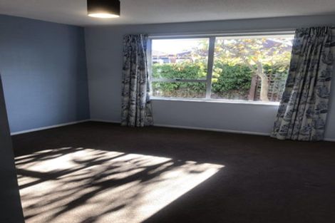 Photo of property in 2/12 Glen Place, Parklands, Christchurch, 8083