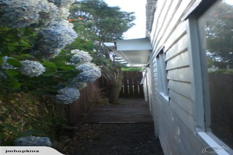 Photo of property in 98 Glenpark Avenue, Frankleigh Park, New Plymouth, 4310