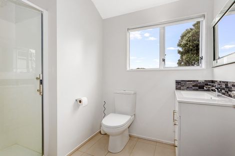 Photo of property in 41 Joseph Banks Drive, Whitby, Porirua, 5024