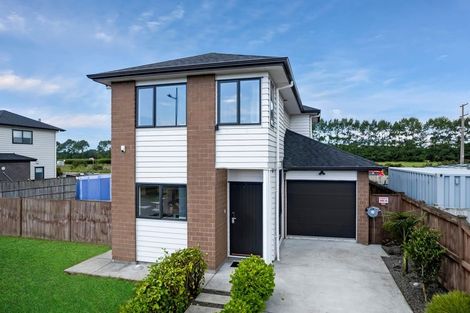 Photo of property in 35 Sapwood Crescent, Takanini, 2110