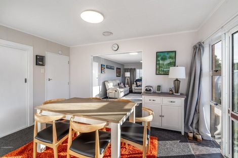 Photo of property in 80 Albert Street, Winton, 9720