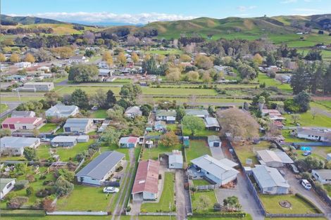 Photo of property in 9 Russell Street, Otane, 4202