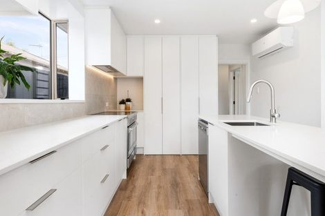 Photo of property in 18 Dover Street, St Albans, Christchurch, 8014