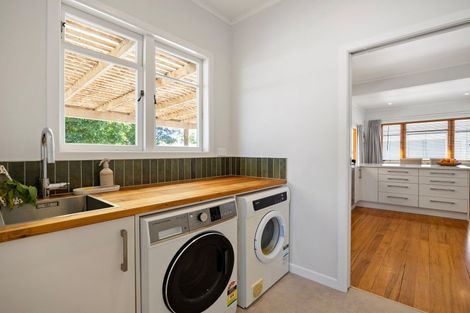 Photo of property in 18 Olwyn Terrace, Dinsdale, Hamilton, 3204