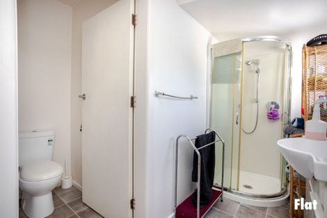Photo of property in 28 Fox Street, Woodville, 4920