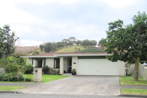 Photo of property in 27 Golding Road, Taradale, Napier, 4112
