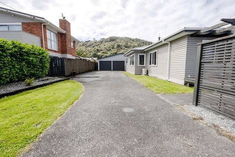 Photo of property in 187 Main South Road, Karoro, Greymouth, 7805