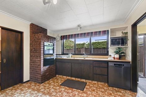Photo of property in 18 Hawkswood Place, Avonhead, Christchurch, 8042
