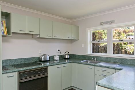 Photo of property in 2 Laughton Street, Taupo, 3330