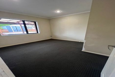 Photo of property in 3b Harrington Road, Henderson, Auckland, 0610