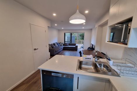 Photo of property in 53 Morihana Close, Glen Eden, Auckland, 0602