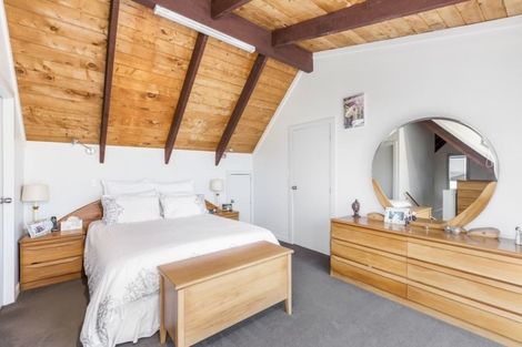 Photo of property in 1354 Whangaparaoa Road, Army Bay, Whangaparaoa, 0930
