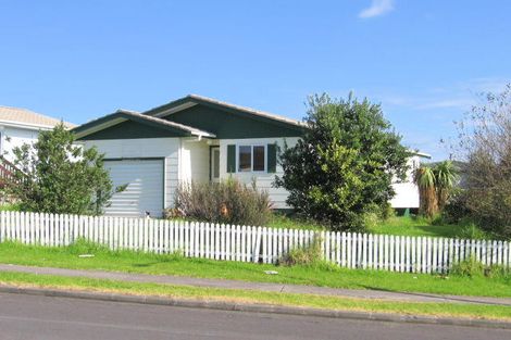 Photo of property in 3/70 Charntay Avenue, Clover Park, Auckland, 2019