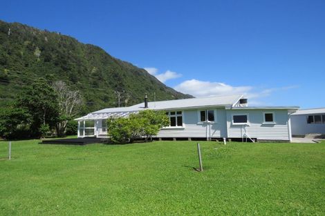 Photo of property in 47 Domain Road, Granity, 7823