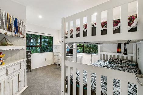 Photo of property in 1/3 Corunna Road, Milford, Auckland, 0620