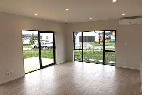 Photo of property in 19 Kelly Road, Riverhead, 0820